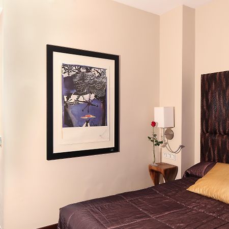 Hotel Gran Derby Suites, A Small Luxury Hotel Of The World Barselona Dış mekan fotoğraf
