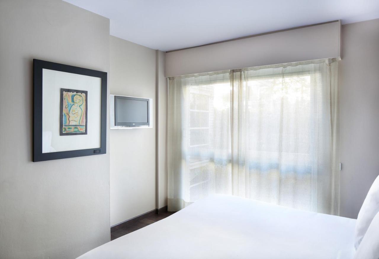 Hotel Gran Derby Suites, A Small Luxury Hotel Of The World Barselona Dış mekan fotoğraf