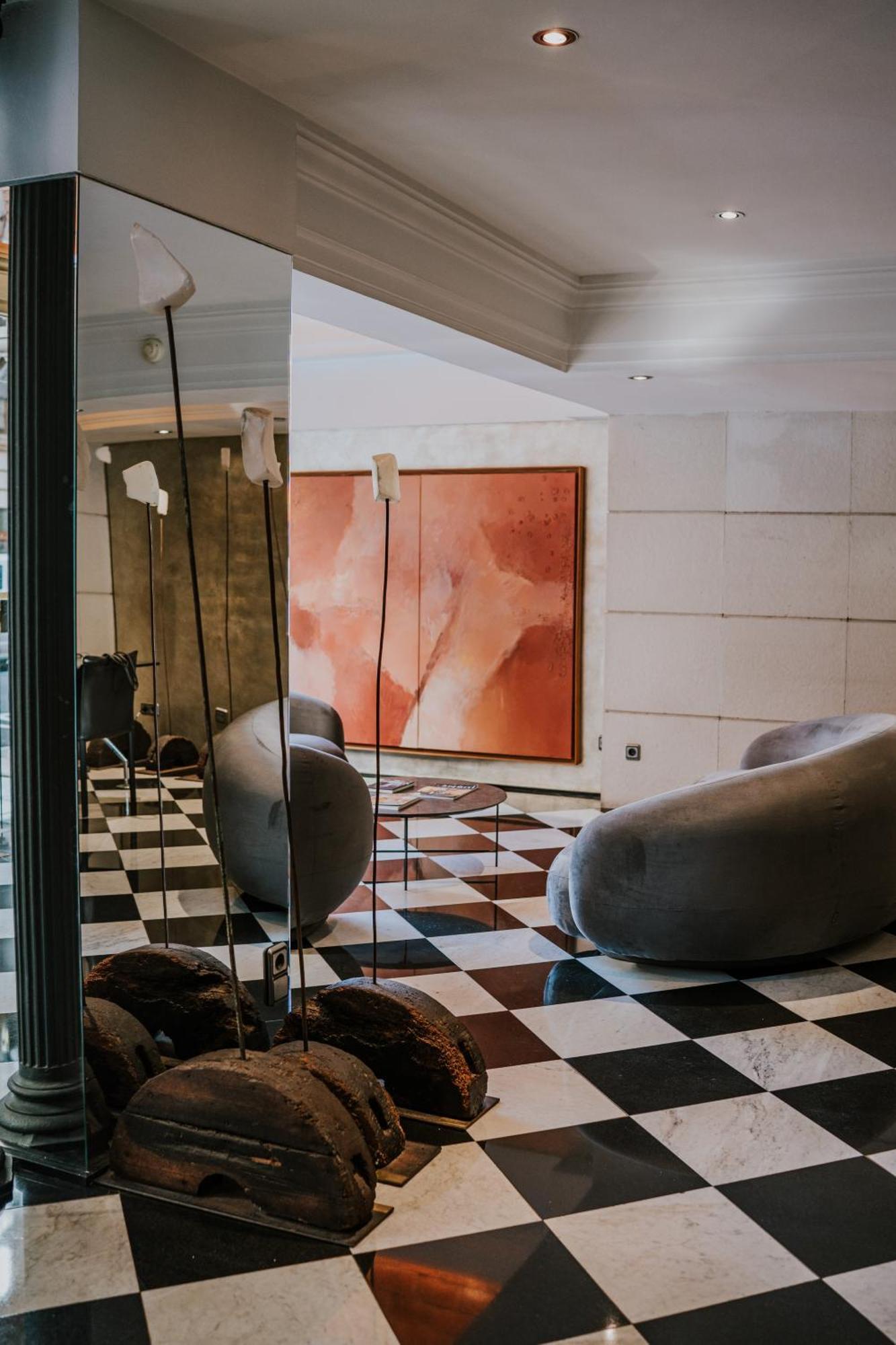 Hotel Gran Derby Suites, A Small Luxury Hotel Of The World Barselona Dış mekan fotoğraf
